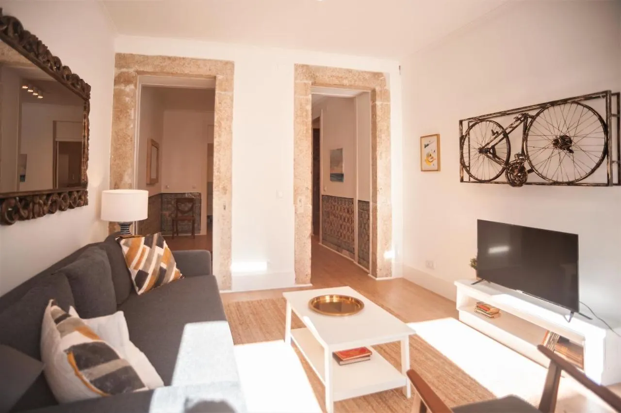 My Fair Lisbon - Apartment Principe Real With Terrace