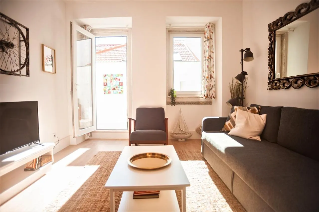 My Fair Lisbon - Apartment Principe Real With Terrace