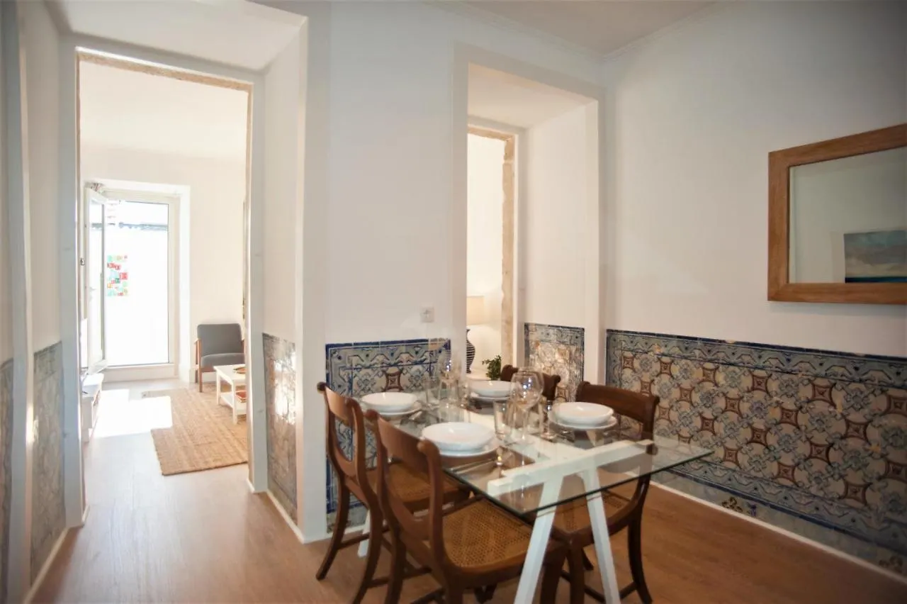 My Fair Lisbon - Apartment Principe Real With Terrace 0*,