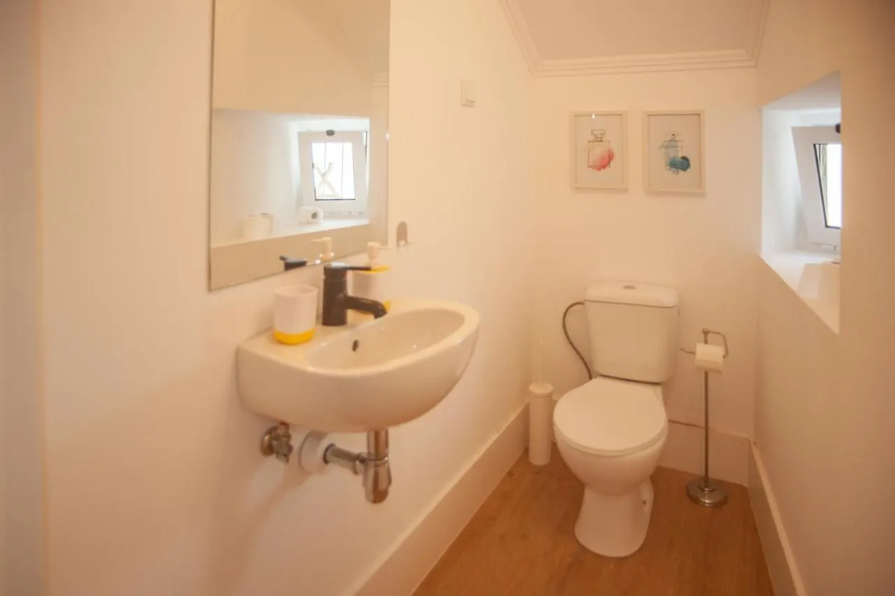 My Fair Lisbon - Apartment Principe Real With Terrace Португалия